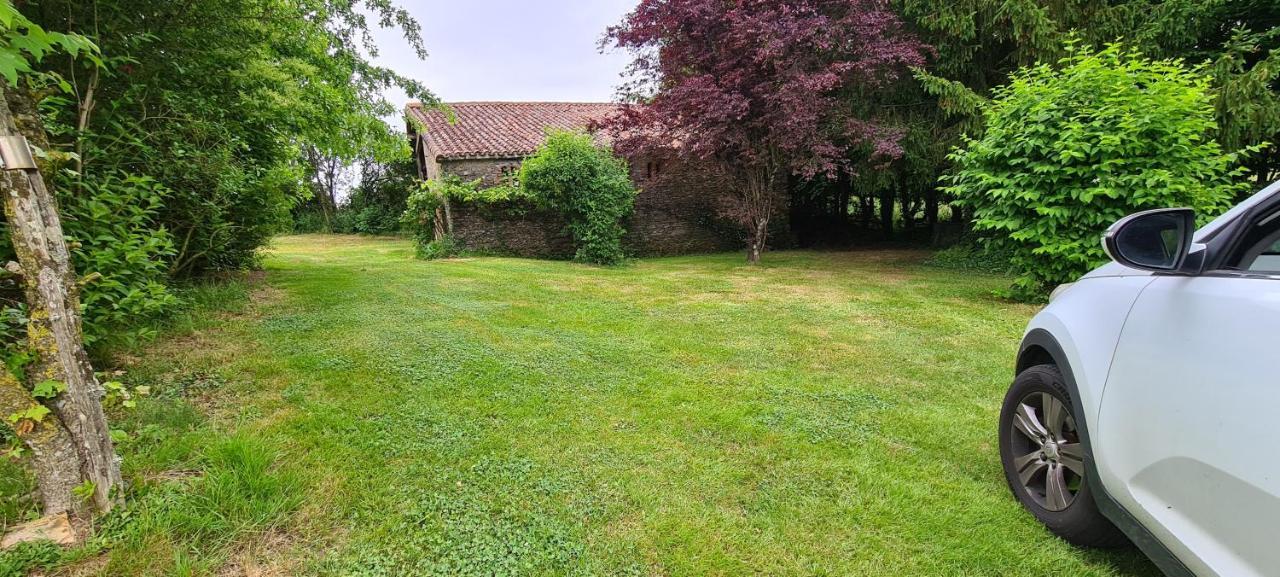 Villa Le Terrier Maison De Campagne 250 M2 Grande Capacite 20 Couchages, 4500M2 De Terrain Saint-Pierre-du-Chemin Exterior foto