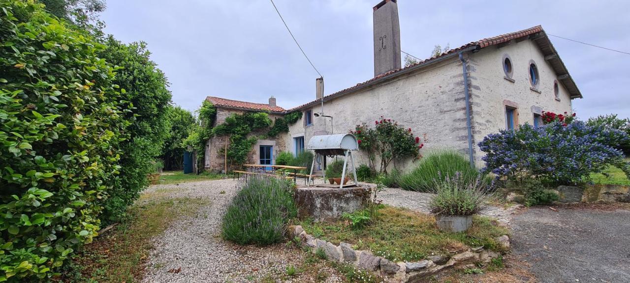 Villa Le Terrier Maison De Campagne 250 M2 Grande Capacite 20 Couchages, 4500M2 De Terrain Saint-Pierre-du-Chemin Exterior foto